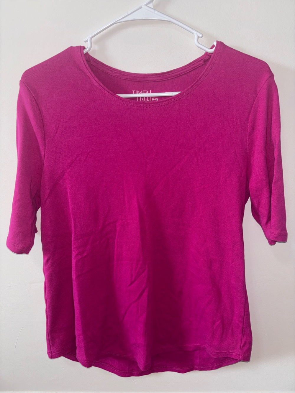 Time and Tru Fuchsia Short Sleeve Crewneck Top